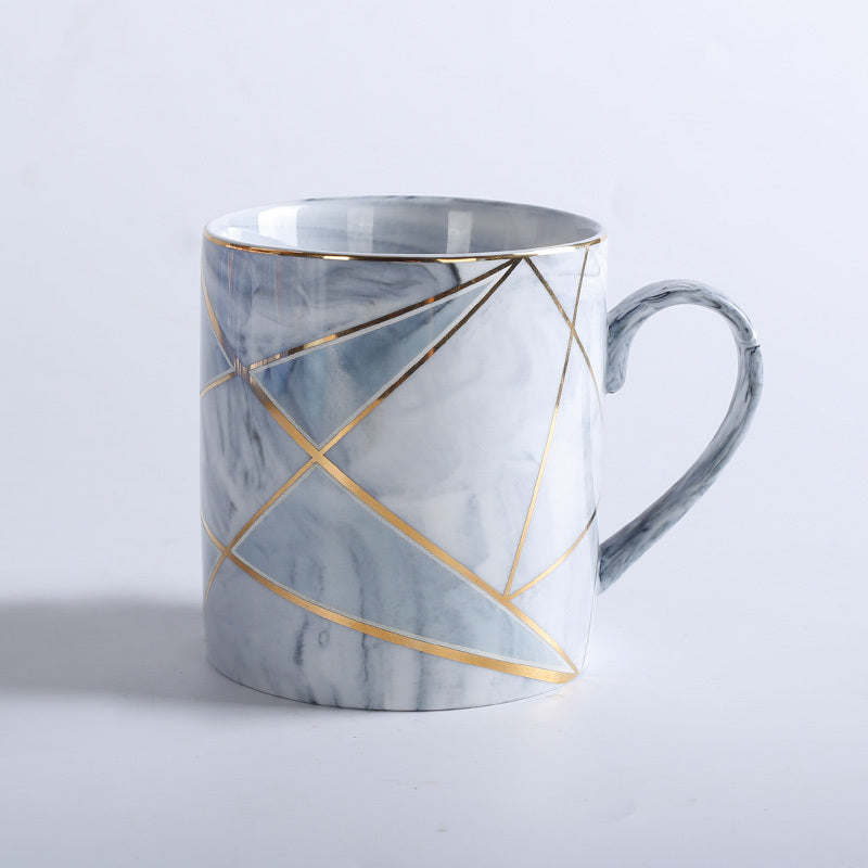 Tasse en porcelaine nordique